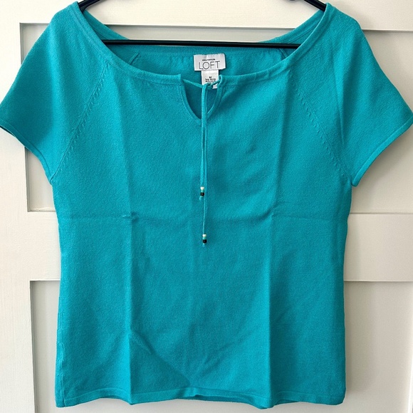 Ann Taylor Loft Turquoise Knit Top, Size Med - Picture 1 of 4